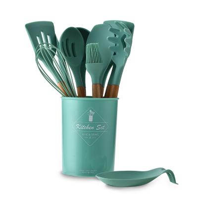 China Sustainable Silicone 9/10/12PCS Cookware Set Spatula Nonstick Shovel Wooden Handle Cooking Tool Kit for sale