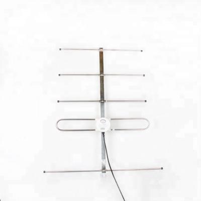 China 12dBi Broadband Aluminum Alloy Directional Digital TV Antenna for sale