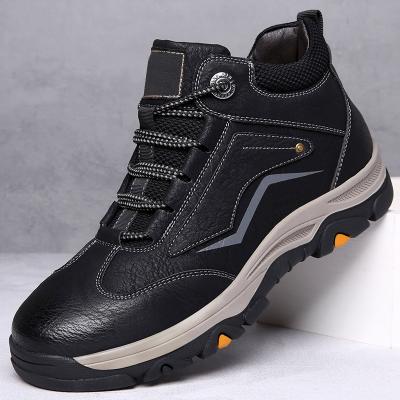 China 2022 High Quality Genuine Leather Outdoor Shoes Men Sweat-absorbent Sports Shoes Waterproof Men Outdoor Trekking Sneakers Men Hiking Shoes for sale