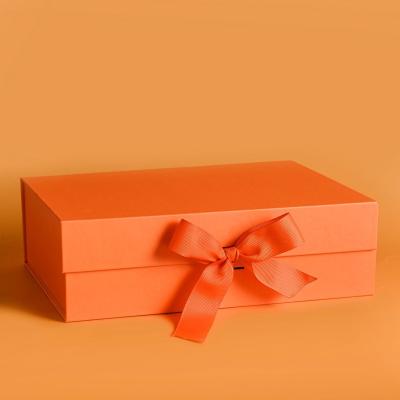 China AP15-OR Premium Eco-Friendly Recycled Materials Wholesale Magnet Foldable Gift Orange Paper Boxes For Packaging for sale