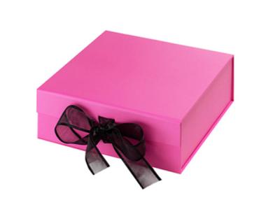 China Flat Decorative Boxes With Magnetic Closure , Wedding Gift Box With Ribbon for sale