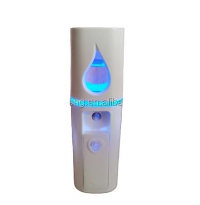 China Moisturizer Water Drop Mirror Design Home Use Beauty Portable Nano Face Humidifier Sprayer Nano Face Steamer for sale