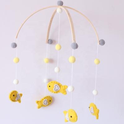 China Toy Colored Felt Ball Cot Soft Bed Bell Toys Baby Crib Hanging Mobile with Animal Pendant Toy for Nursery Decor for sale