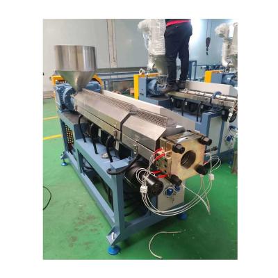 China Stable Wire Quality PVC Wire Coating Machine Copper Core Cable Coating Machine for sale