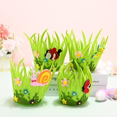 China 2022 Trendy Easter Day Bunny Basket For Kids Gift Customized Egg Toy Felt Basket Easter Decoration for sale