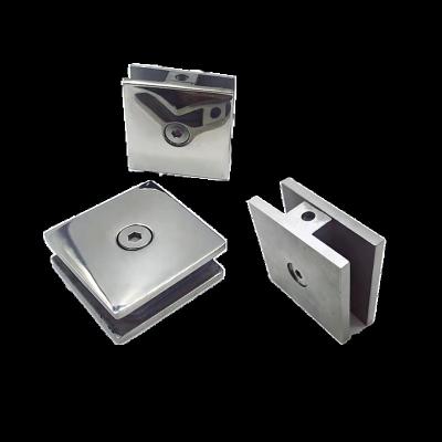 China Modern Widely Use 0 Degree Glass Hinge Accessories Square Type Glass Holding Connector Glass Clips for sale