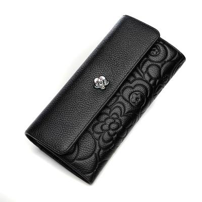 China Hottest Designer RFID Camellia Flower Embossed Ladies Purse Purse Wallets Genuine Leather Bifold Women RFID Long Clutch 2021 for sale