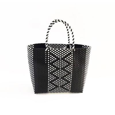 China Durable Eco - Friendly PP Beach Woven Plastic Handbags for sale