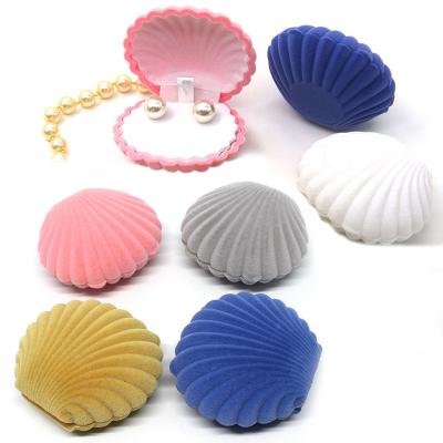 China Wholesale Lightweight Necklace Ring Shell Shaped Jewelry Box Customization Leisure for sale