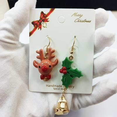 China Customization Ornaments 2021 New Hot Sale Christmas Earring Stud Christmas Ornaments for sale