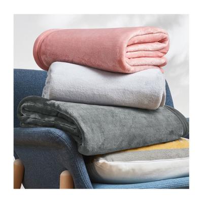 China Wholesale Solid Color Winter Therapy Factory Microfiber Flannel Cashmere Throw Blanket Warm Hotel Blankets King Size With Logo Fleece for sale