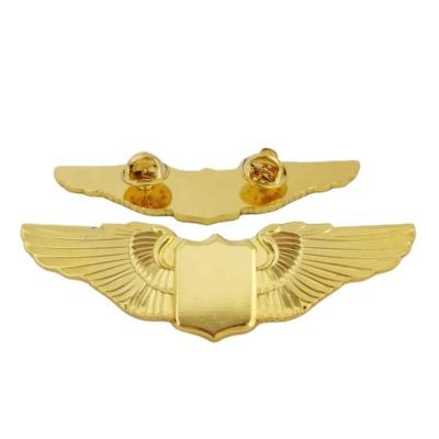 China World's Best Selling High Quality Zamac Die Casting Single Blank Zinc Alloy Gold Plated Fenders Coat Pocket Chest Pin Badges For Pilots for sale