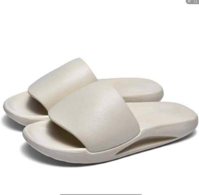 China 2021 Summer Hot Sale Waterproof Slides Slippers Flip Flops Slippers Beach Thick Bottom Slippers for sale