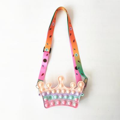 China New fashion bag for children school new child decompression bubble silicone child slant bag children straddle bag for sale