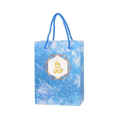 China Handmade personalized luxury brand boutique gift jewelry packaging customized blue paper gift bag with logo for sale