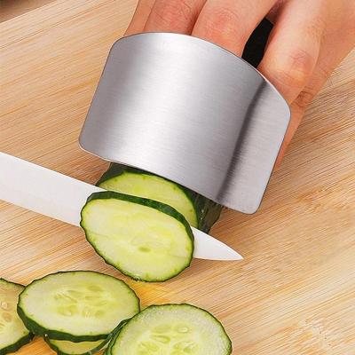 China Sustainable Kitchen Fruit And Vegetable Tools Stainless Steel Finger Hand Protector Kitchen Tools Instruments for sale