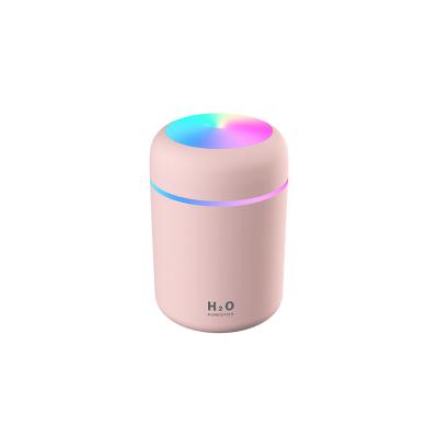 China Car Mini Portable USB Humidifier 300ML Air Purifier with Colorful Night Light USB Humidifier for sale