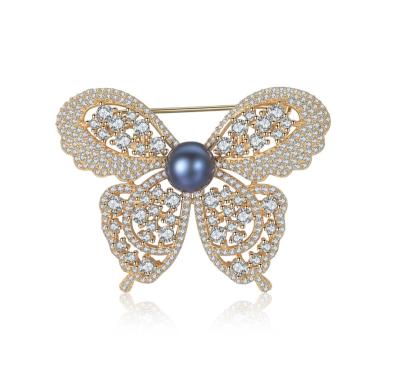 China Silver S925 Sterling Silver Pearl Brooch plated with 18K genuine gold retro Butterfly Pin Jewelry Inspired Designer Brooches for sale