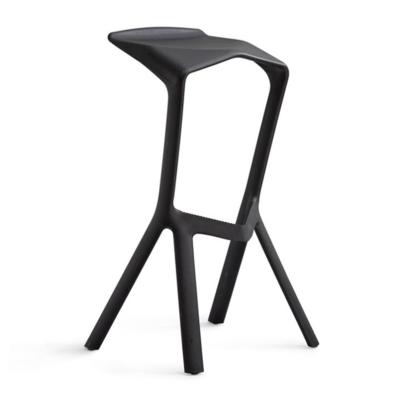 China Contemporary cheap home stackable furniture pp plastic high bar stools bar chair for hotel restaurant cafe simple popular bar chair for sale