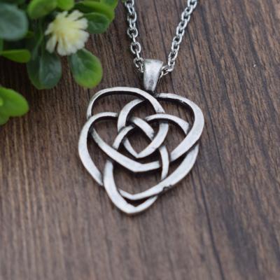 China CLASSIC Celtic symbol for eternal love symbols keltisch celtic symbol for motherhood heart irish pendant irish jewelry for sale