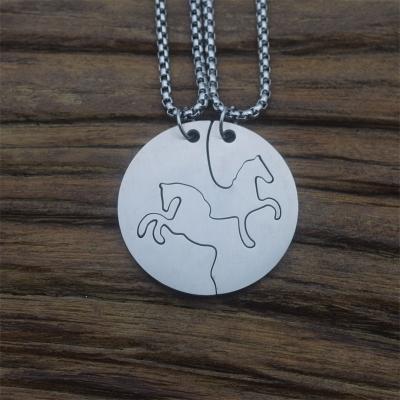 China Couples CLASSIC Horse Necklace Stainless Steel Pendant Animal Jewelry Friendship Lover Gifts for sale