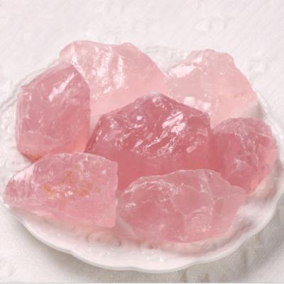 China Natural Rough Healing Madagascar Rose Quartz Raw Stone For Wholesale Price From Europe for sale