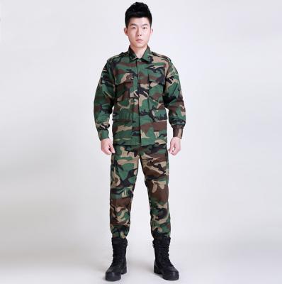 China Hot Selling Anti-Static BDU Woodland Camouflage Military Uniform Ripstop Camouflage Fabric BDU Tactical Uniform for sale