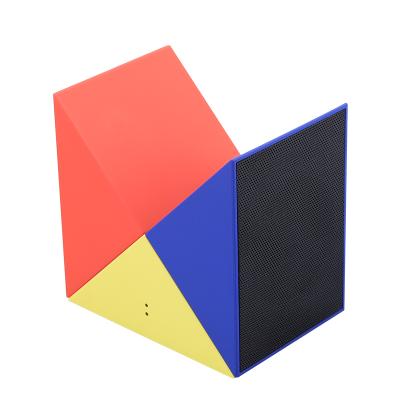 China Wireless Colorful Cube Radio Portable Music Speakers For Mobile Phone And Laptop for sale