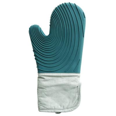 China Soft Eco-friendly No Heat Resistant Silicone Oven Mitt Customized Printing Embroidery Logo Kitchen Glove Manufacturer Easy Deformation for sale