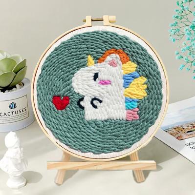 China Hot Sale Embroidery Starter Kit Stamped Embroidery Kits Mini Embroidery Hoops Stitch 20*20cm Amazon Cross Diy Banch Diy Punch Needle Kits for sale