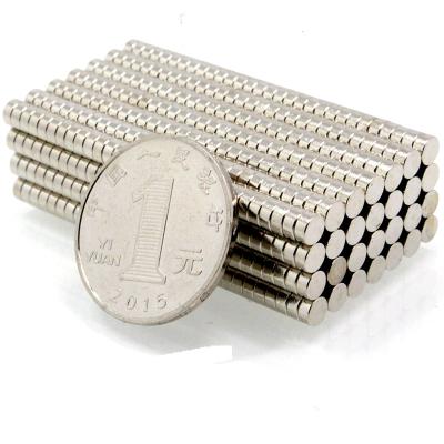 China Small industrial magnet disc permanent magnets for wallets N35, zinc coated, D9*2mm for sale