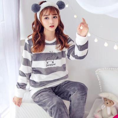 China 2 Piece Velvet Tops Loungewear QUICK DRY Sheathed Ultra Soft Long Pajamas Set Winter Pajamas Korean Women for sale