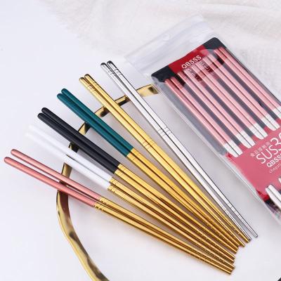 China Minimalist Saibashi Chopsticks Displays Chopsticks Wholesale Promotion Producing Types of Stamp Luster Spoon and Fork Lip Set Hot Dish for sale