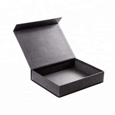 China Hot Sale Recyclable Gift Boxes With Magnetic Lid Gift Box Packaging With High Quality Paper Box for sale