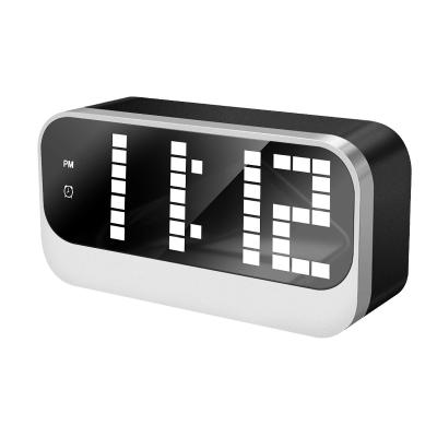 China Calendars Digital LED Alarm Clock For Kids, Older Home Decor Promotional Gift Clock for sale