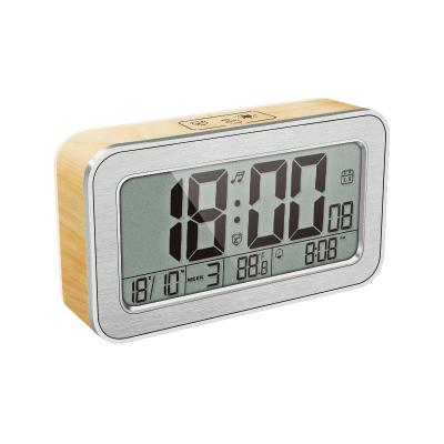 China Classrooms Hot Selling Digital LCD Thermometer Calendar Desk Table Wooden Clock With 25 Classic Alarm Music for sale