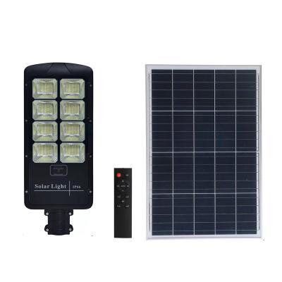 China ROAD new design 2022 watt large size outdoor waterproof IP65 400 500 600 led solar panel street light for sale