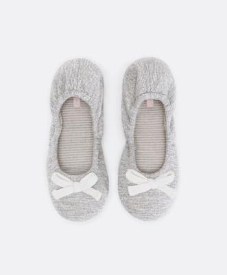 China 100% Custom Made Eco-Friendly Fashionable Cashmere Slippers for sale