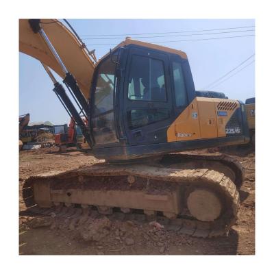 China South Korea Hyundai R215VS Excavator Good Quality Multifuction Digger Used 21 Ton Earth Moving Equipment With Strong Power For Cheap Sale for sale