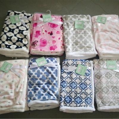 China 2018hot-selling low price PORTABLE high quality baby blanket 240GSM printed flannel+200GSM berber fleece for sale