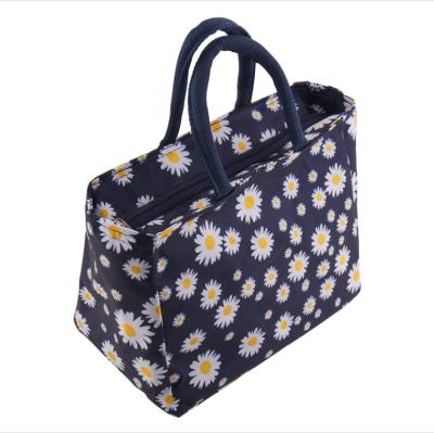 China Waterproof Women Insulated Waterproof Reusable Lunch Bag School Lunch Box Keep Food Full Printing Cooler Hot Or Cold Fashion Tote Bag for sale