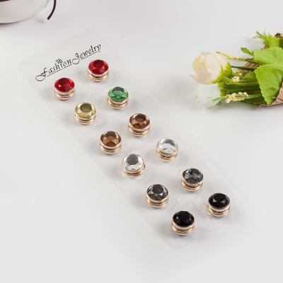 China Luxury Metalization Environmental Friendly Magnetic Hijab Accessory No Hole Pins Brooches Magnet For Muslim Chiffon Scarf for sale