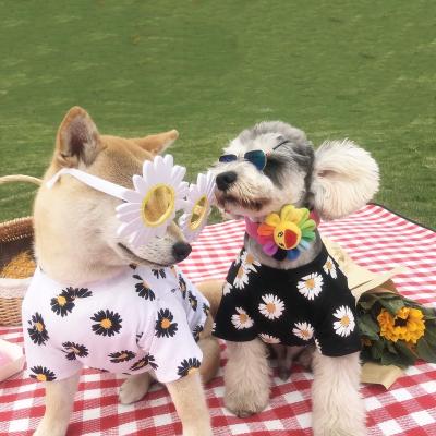 China Wholesale Fashion Pets Accessories Apparel Dog Pets Gently 100% Cotton Daisy Apparel Small T-Shirt For Dog Pets for sale