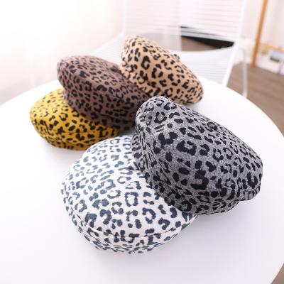 China Custom Picture Fashion Color Winter Cashmere Leopard Beret Hat for sale