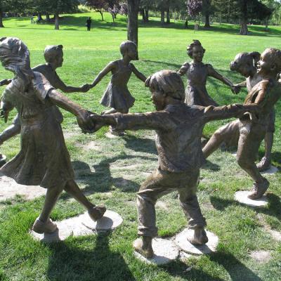 China China Wholesaler Factory Offer Life Size Custom Garden Playing Children Kids Bronze Sculpture for sale