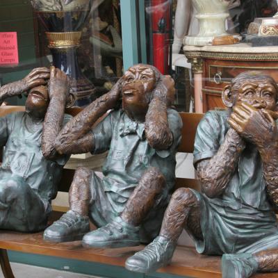 China China Outdoor Casting Bronze Metal Garden Art Bronze Sculpture 3 Bronze Monkeys for sale