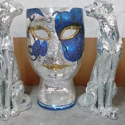 China 2019 China resin material and high quality wholesale custom cheap product type of sculpture silver mask chair for sale