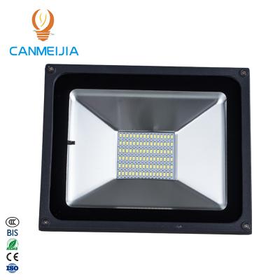 China New residential! outdoor energy saving street light 10w 20w 30w 50w led solar power flood lights for sale