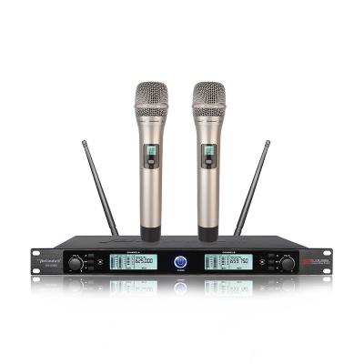 China Wholesale Cheap Wireless Handheld Microphone System UHF Wireless Professional Wireless Microphone System UHF Radio for sale