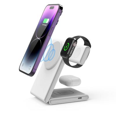 China Multifunctional Wireless Charging Compact Design 15W 3 in 1 Adjustable Foldable Wireless Charging Station for Apple iPhone 14 13 12 Series for sale